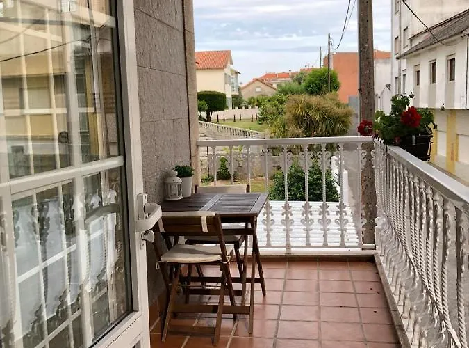 Vivienda Cousillas 度假居 *